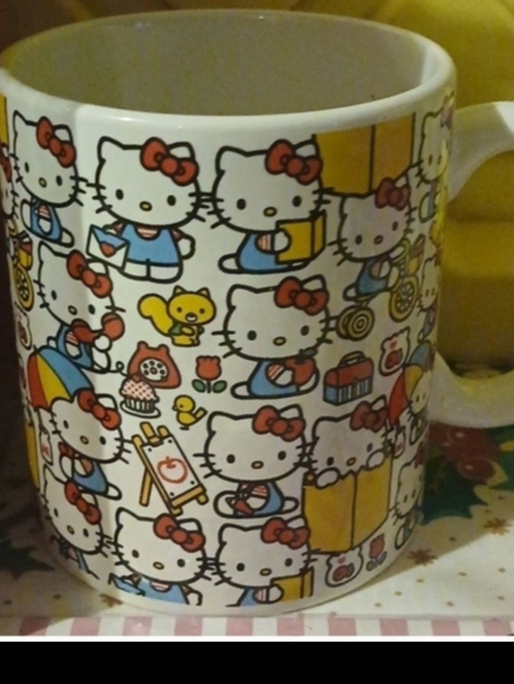 Hello Kitty Ceramic Mug,2 Ceramic Figures,3D Sticker